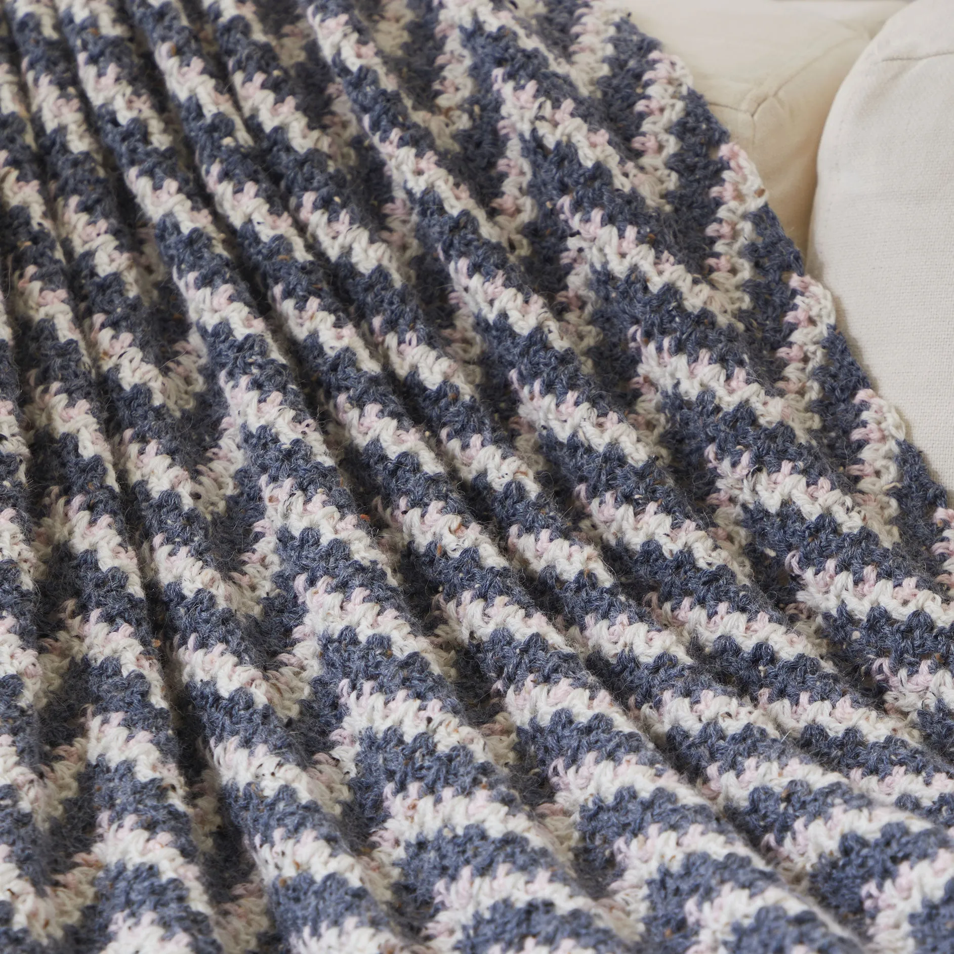 Aplaca Waves Afghan